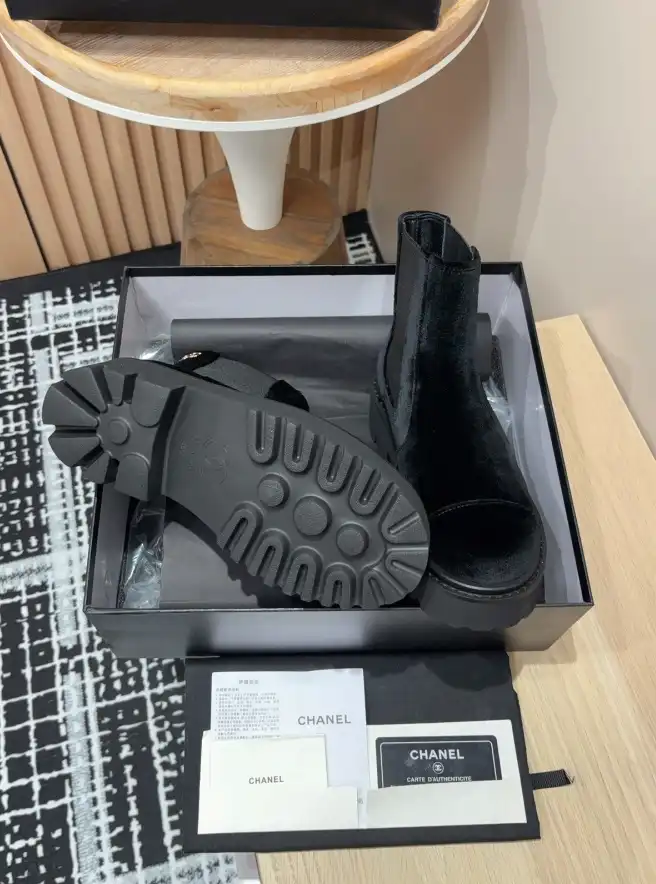 hype Chanel Boots