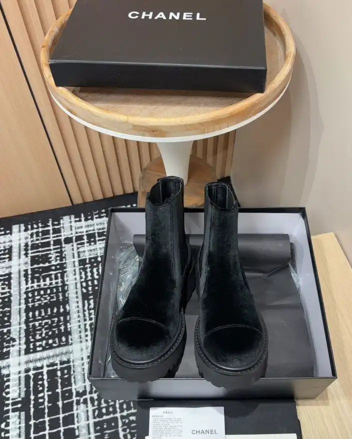 hype Chanel Boots