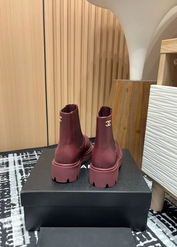 hype Chanel Boots