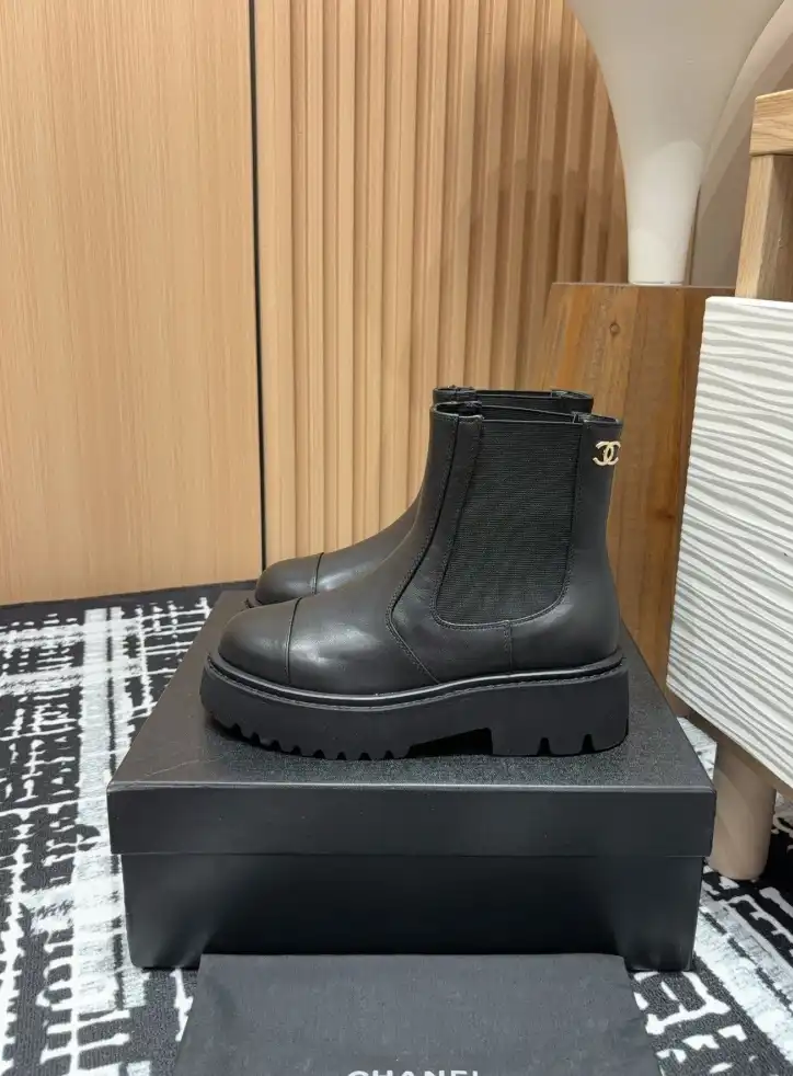 hype Chanel Boots