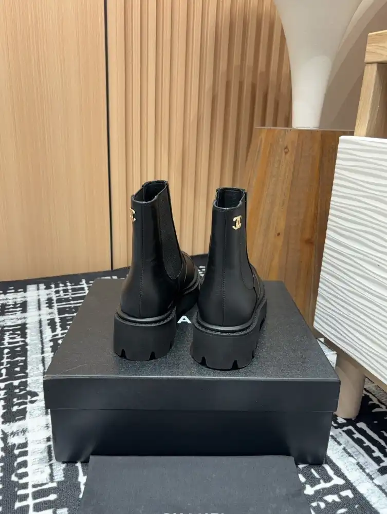 hype Chanel Boots