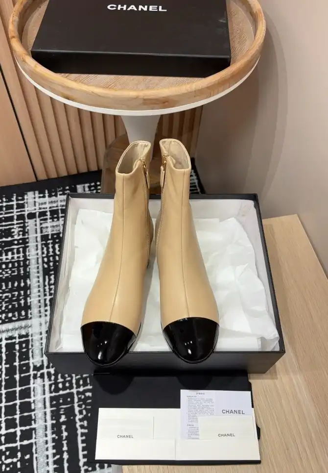 hype Chanel Boots