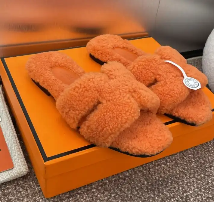 hype Hermes Slippers