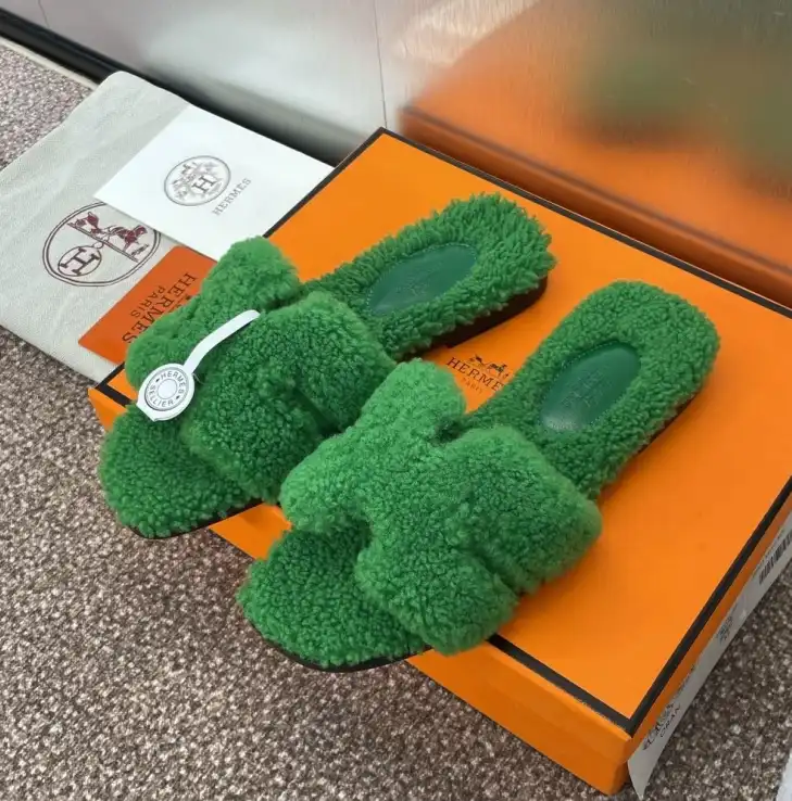 hype Hermes Slippers