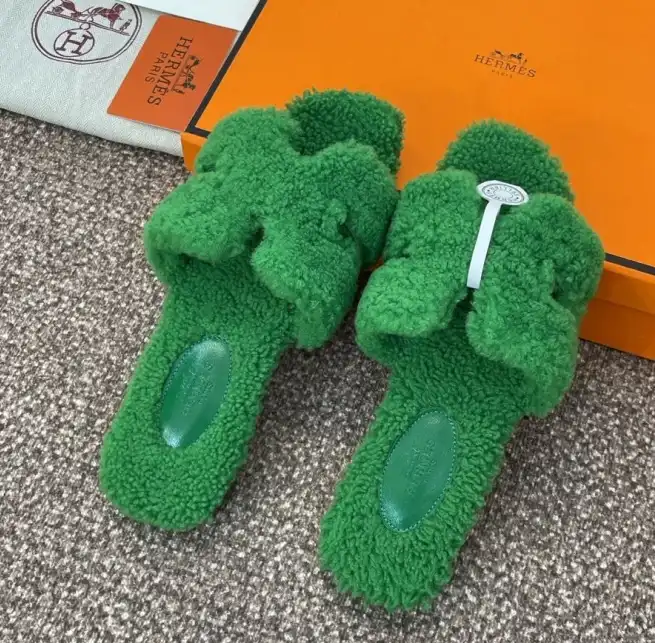 hype Hermes Slippers