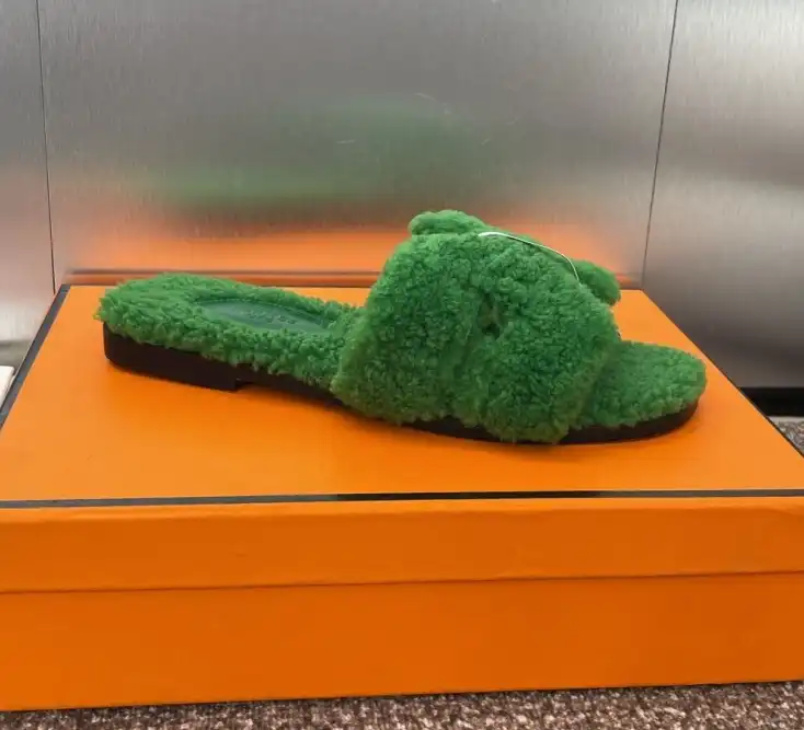 hype Hermes Slippers