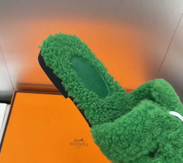 hype Hermes Slippers