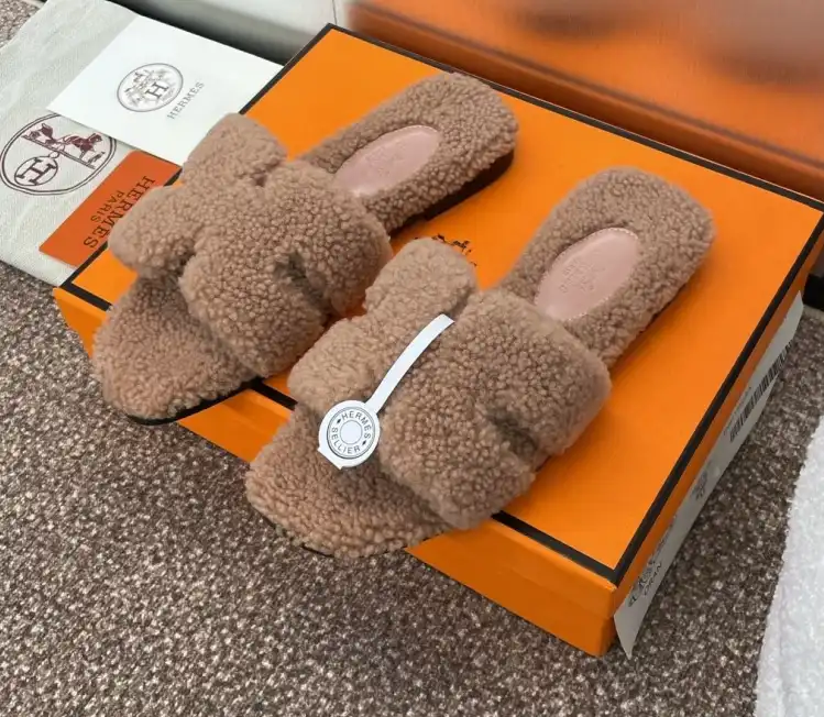 hype Hermes Slippers