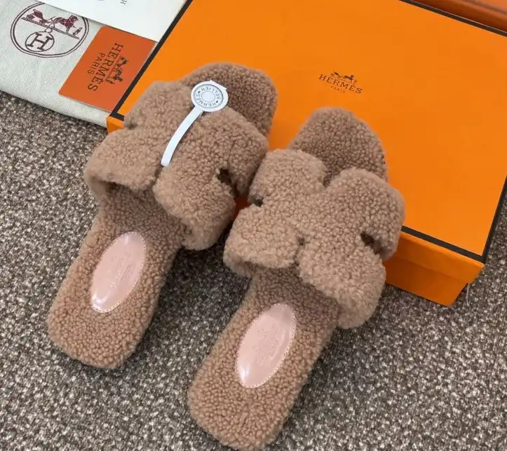 hype Hermes Slippers