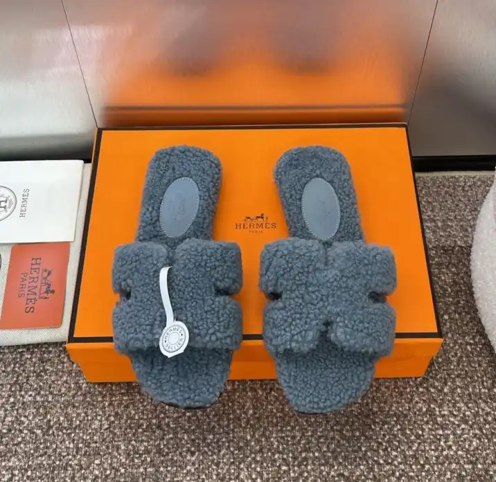 hype Hermes Slippers