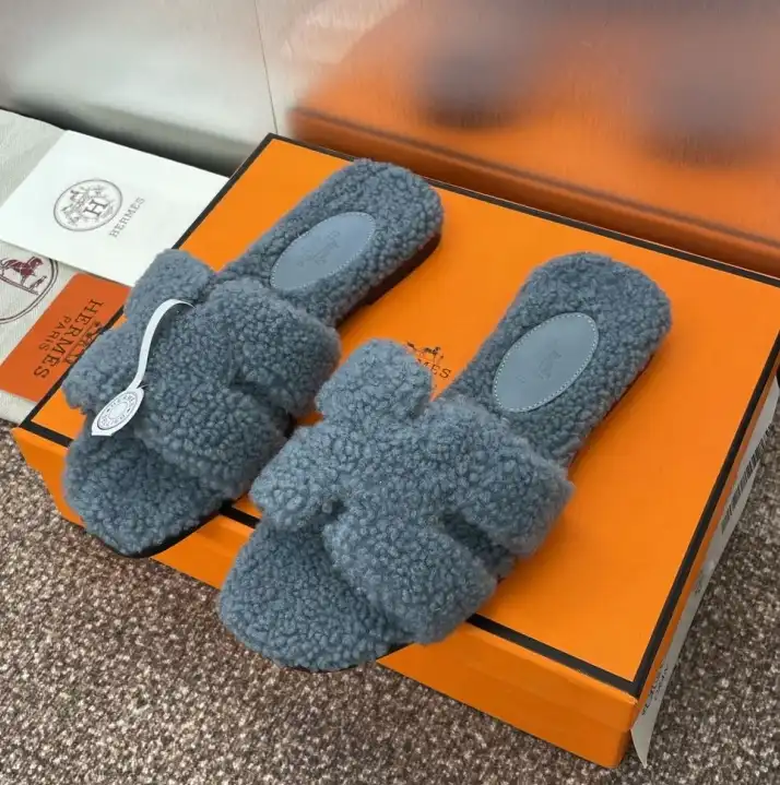 hype Hermes Slippers