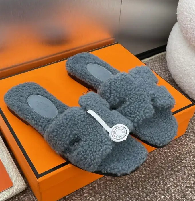 hype Hermes Slippers