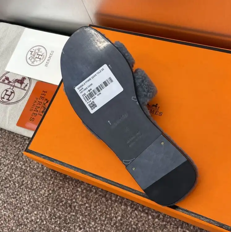 hype Hermes Slippers