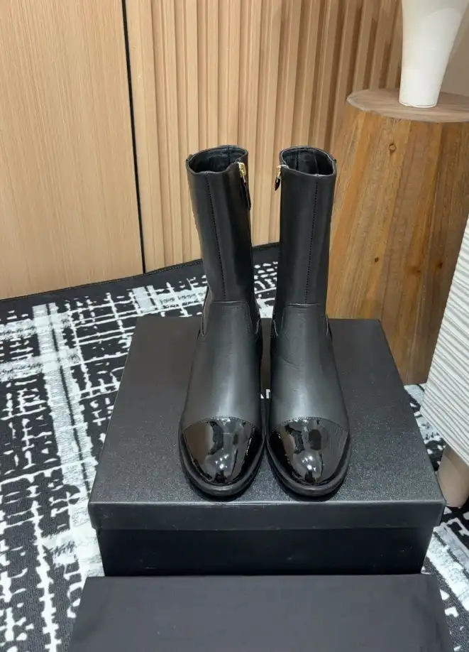 hype Chanel Boots