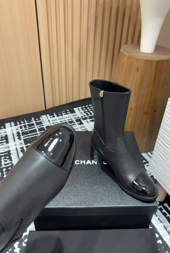 hype Chanel Boots