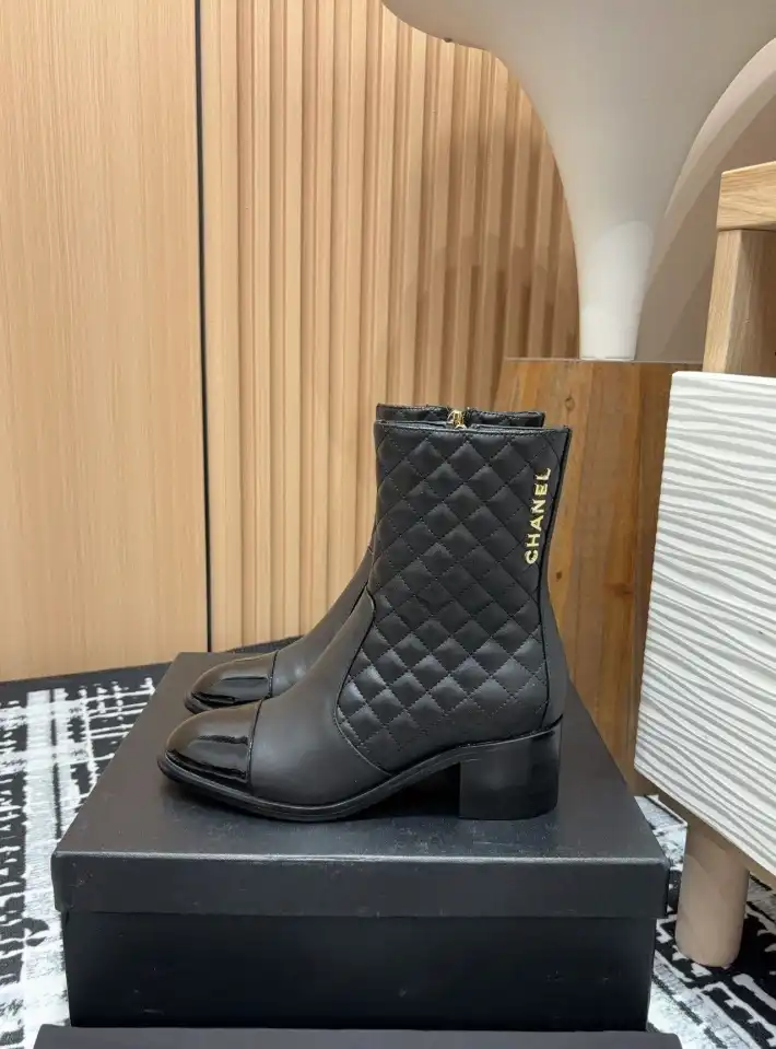 hype Chanel Boots