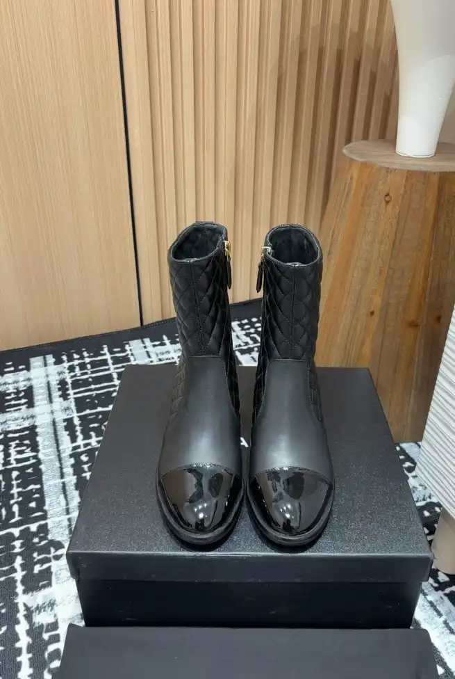 hype Chanel Boots