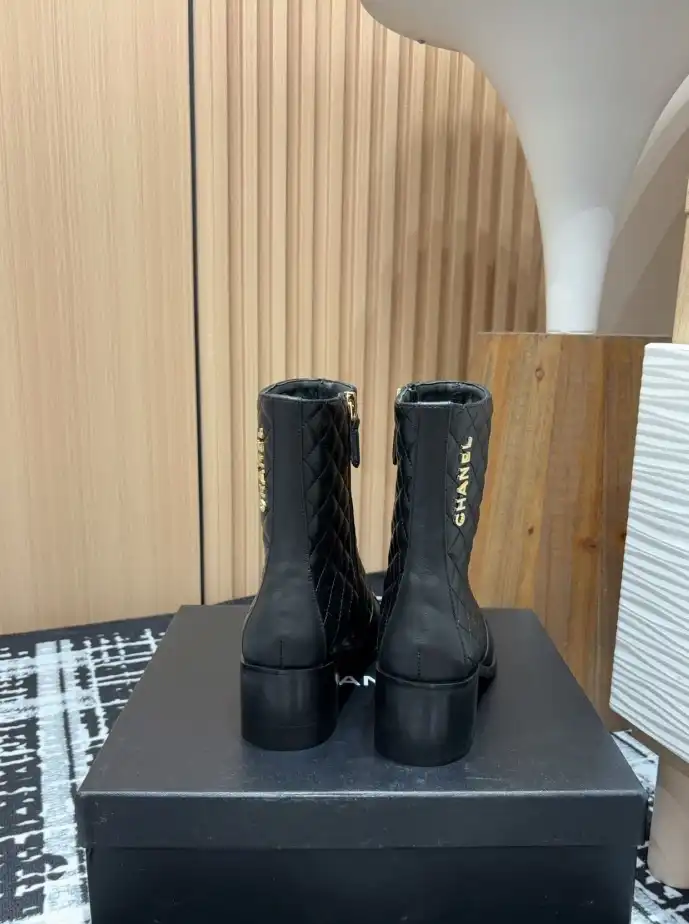 hype Chanel Boots