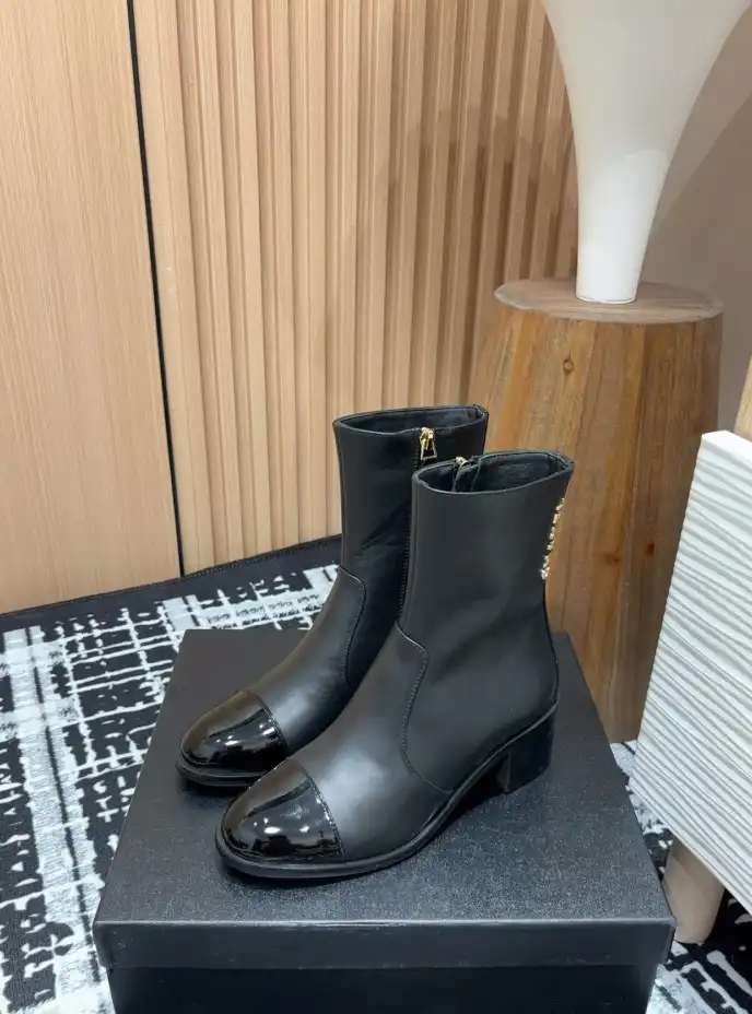 hype Chanel Boots