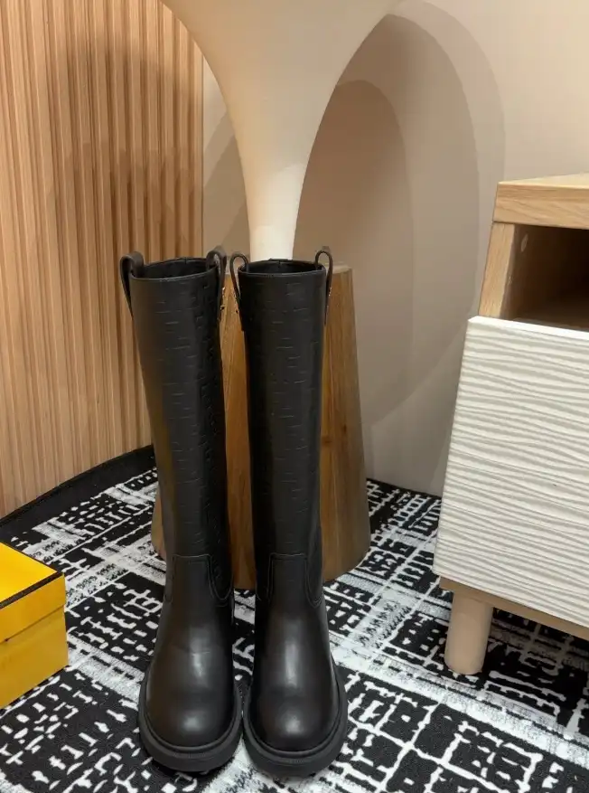 hype Fendi Boots