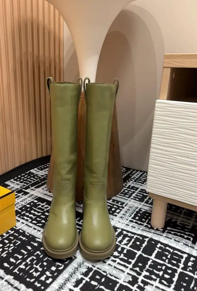 hype Fendi Boots