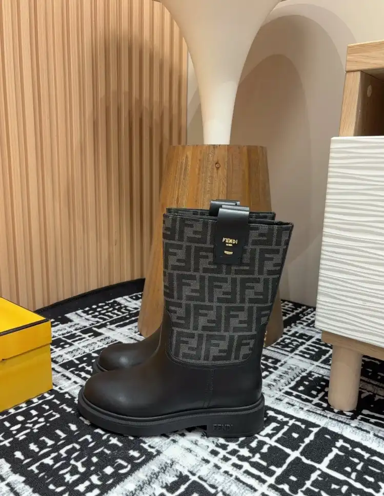 hype Fendi Boots