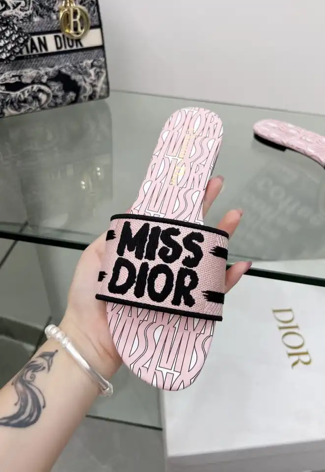 hype Christian Dior Slippers