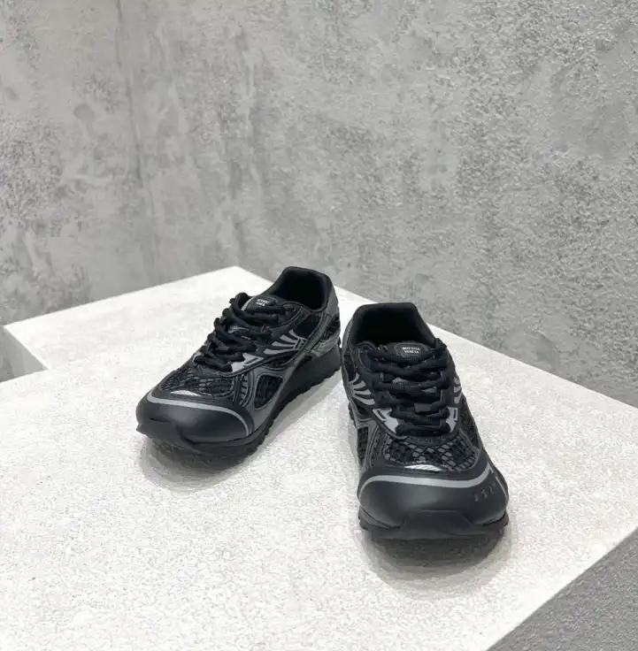 hype Bottega Veneta Casual Shoes