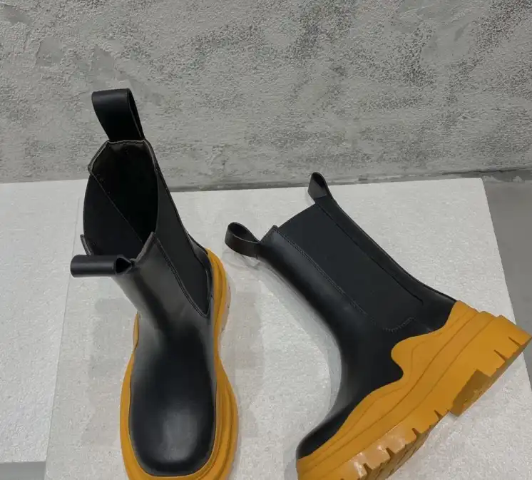 hype Bottega Veneta Boots