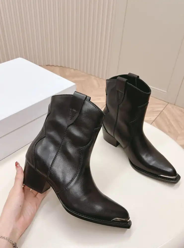 hype Celine Boots