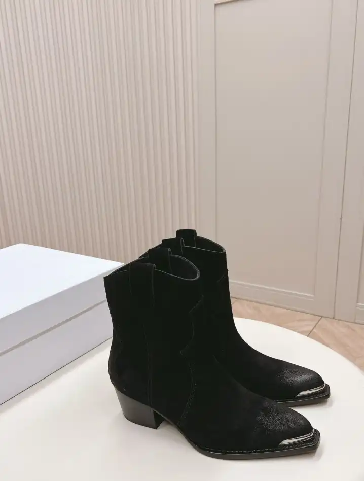 hype Celine Boots