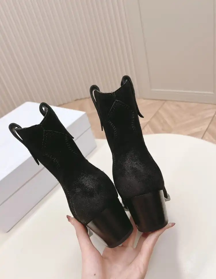 hype Celine Boots