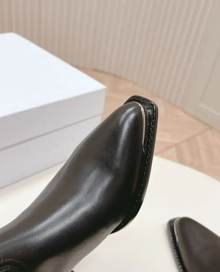 hype Celine Boots