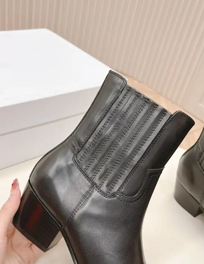 hype Celine Boots