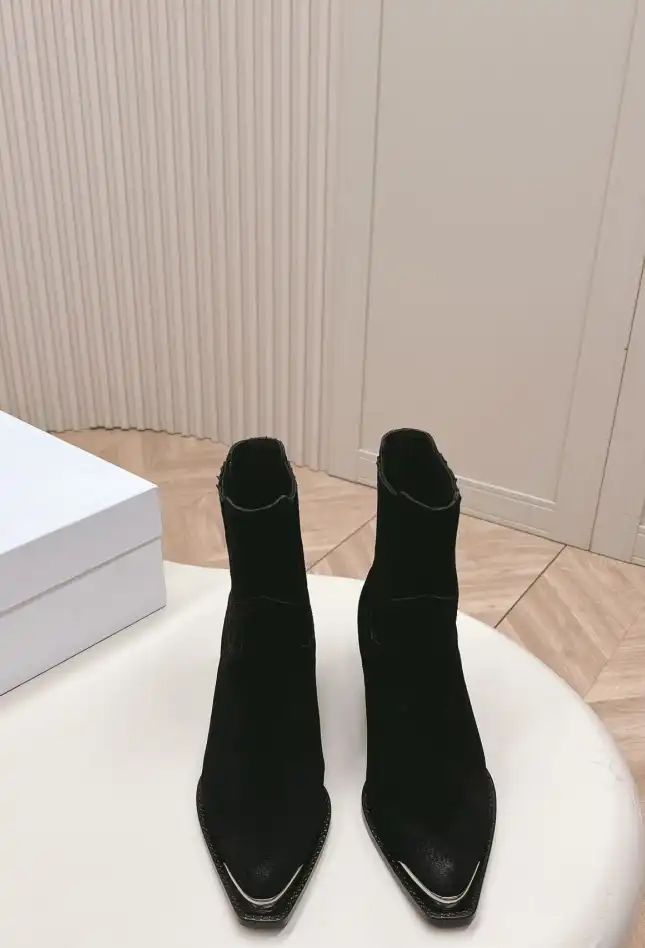 hype Celine Boots