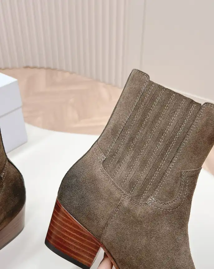 hype Celine Boots