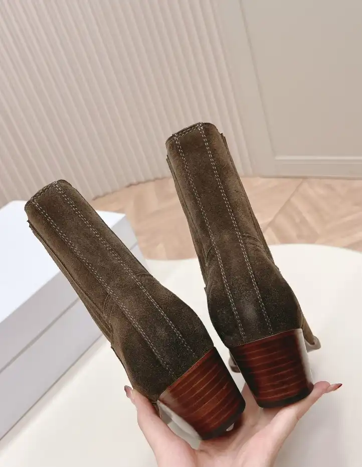 hype Celine Boots