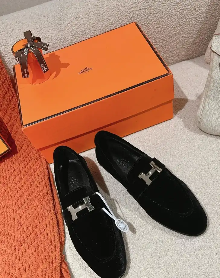 hype Hermes Leather Shoes