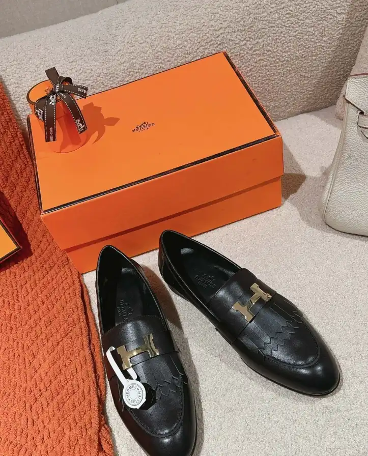 hype Hermes Leather Shoes