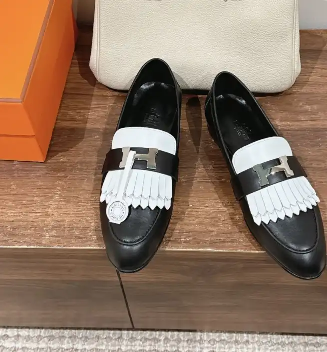 hype Hermes Leather Shoes