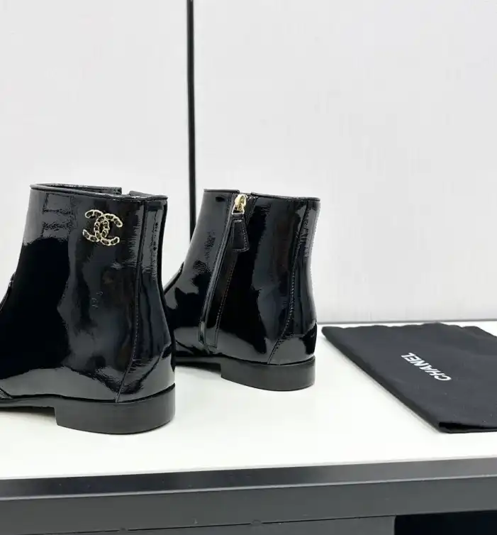 hype Chanel Boots