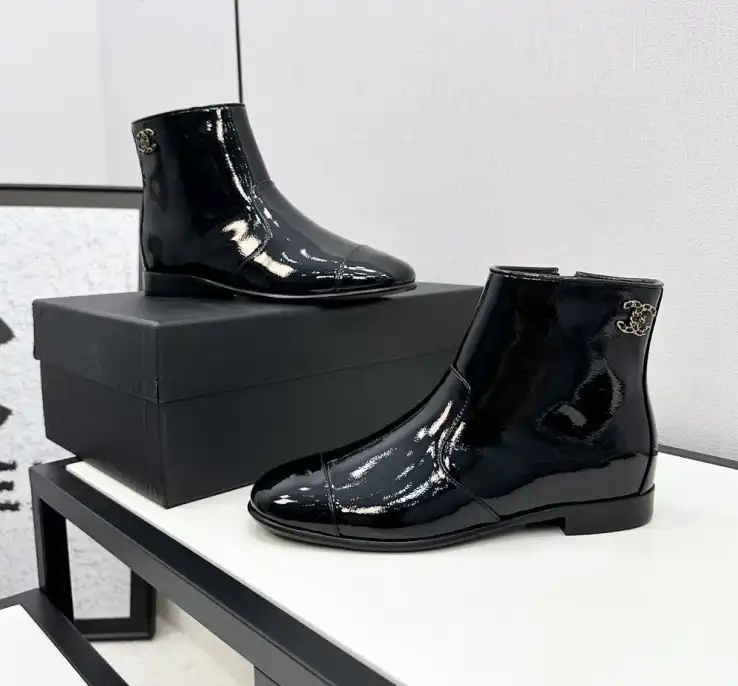 hype Chanel Boots