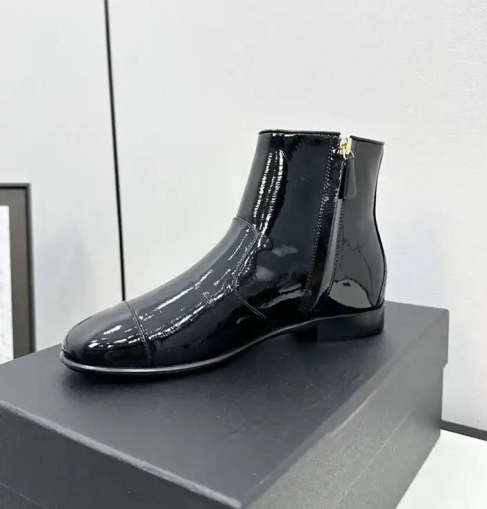 hype Chanel Boots