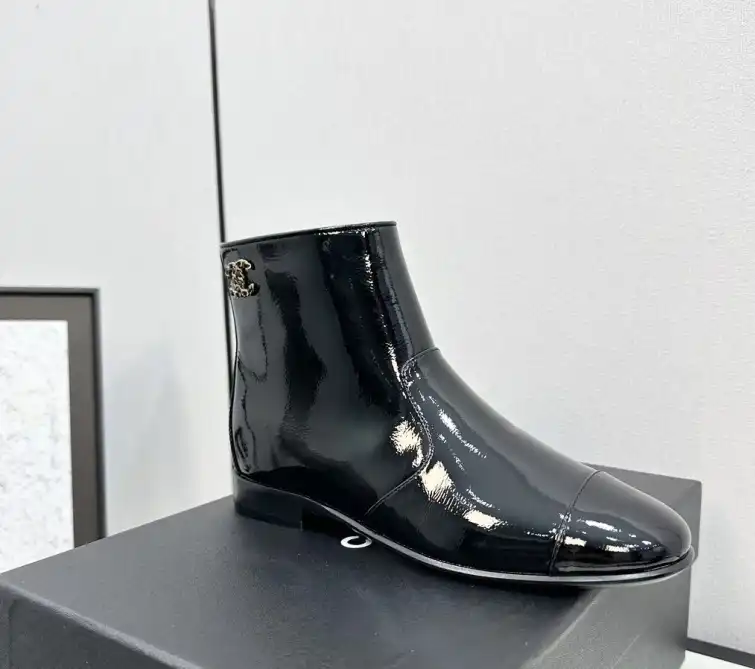 hype Chanel Boots