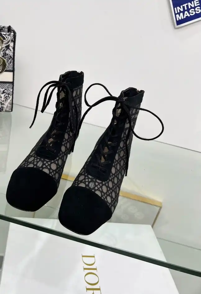 hype Christian Dior Boots