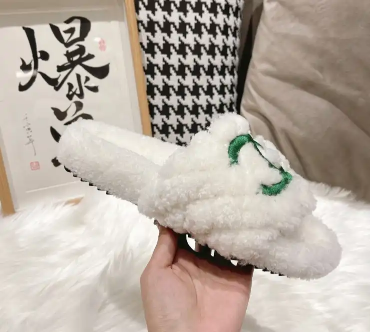 hype Chanel Slippers