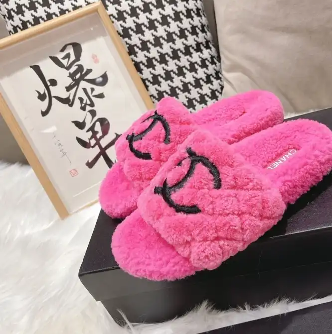 hype Chanel Slippers