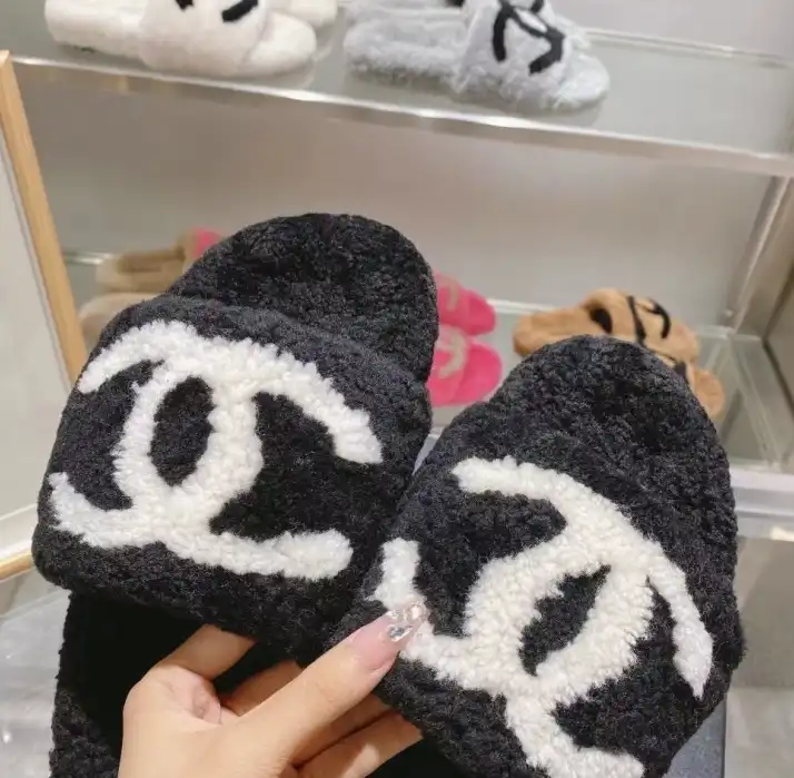 hype Chanel Slippers