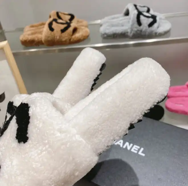 hype Chanel Slippers