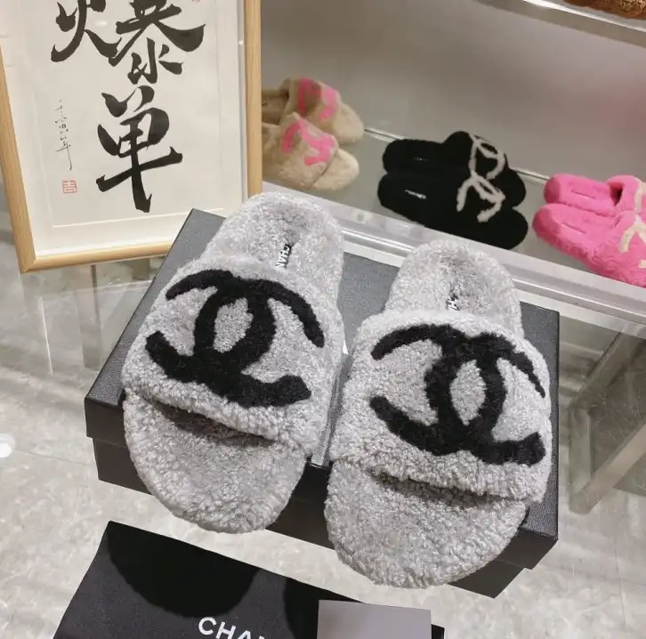 hype Chanel Slippers